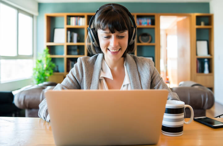 6 Common Behavioral Interview Questions (and How to Answer Them) resource cover image